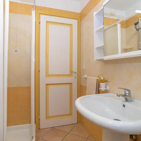 Holiday home Sole Mare *